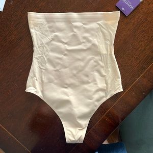 Yummie Control Waist High Waist Thong